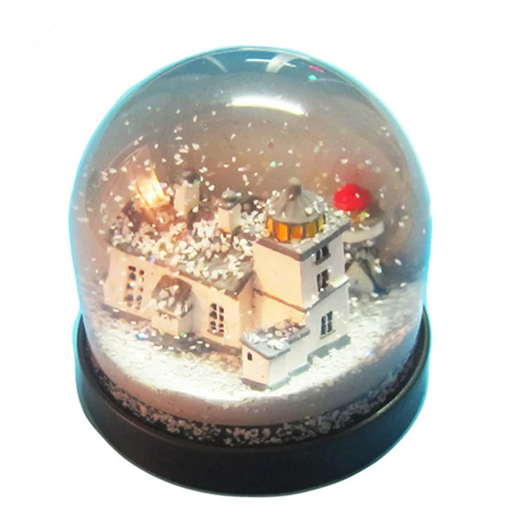 Snowglobe Custom Made Water Globe Plastic Snow Globe with Polyresin Base
