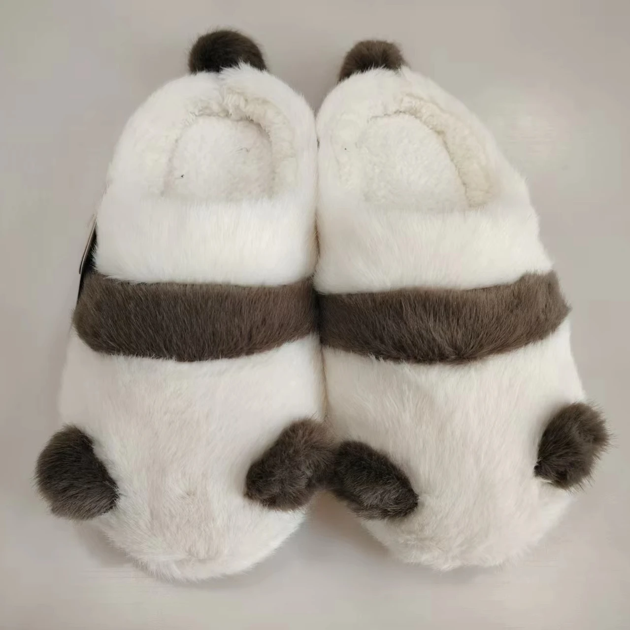 Factory price hot sale women cozy warm animal slippers ladies cute panda fuzzy plush slippers