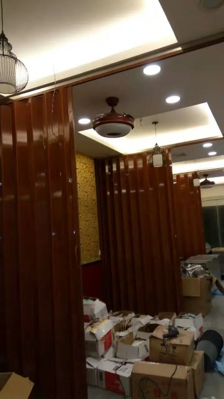 Fast color pvc WC folding door with hard hinge