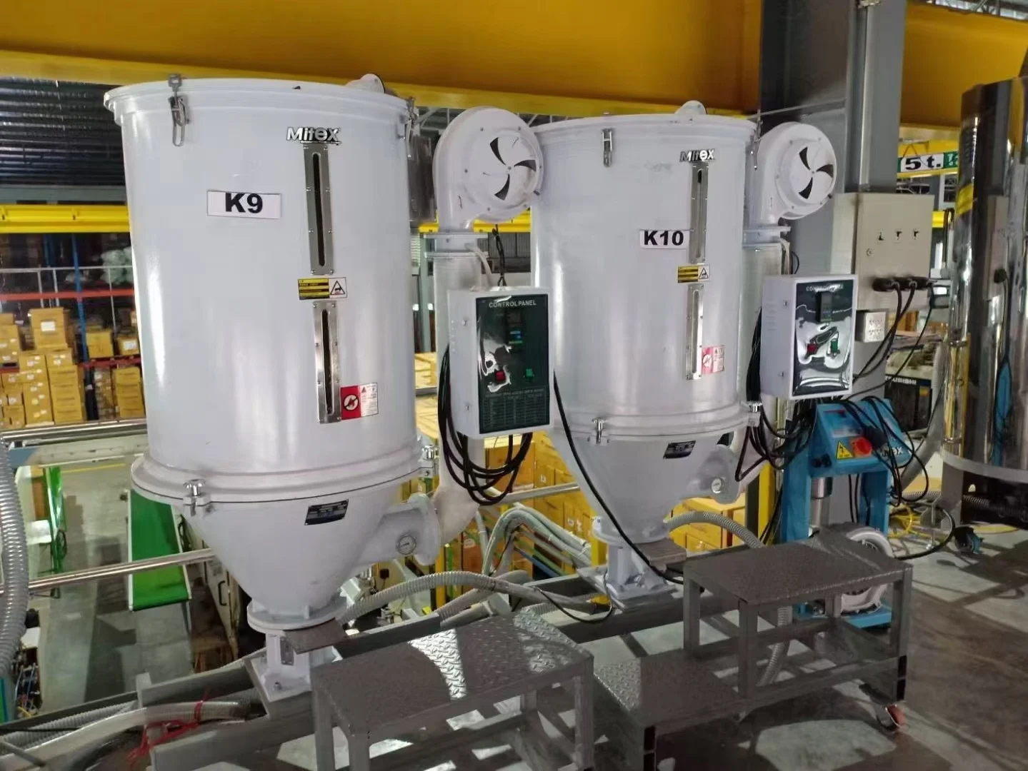 High Temperature Blower Plastic Resin Drying Machine Hot Air Drying Equipment For Plastic Pellets Injection molding machine