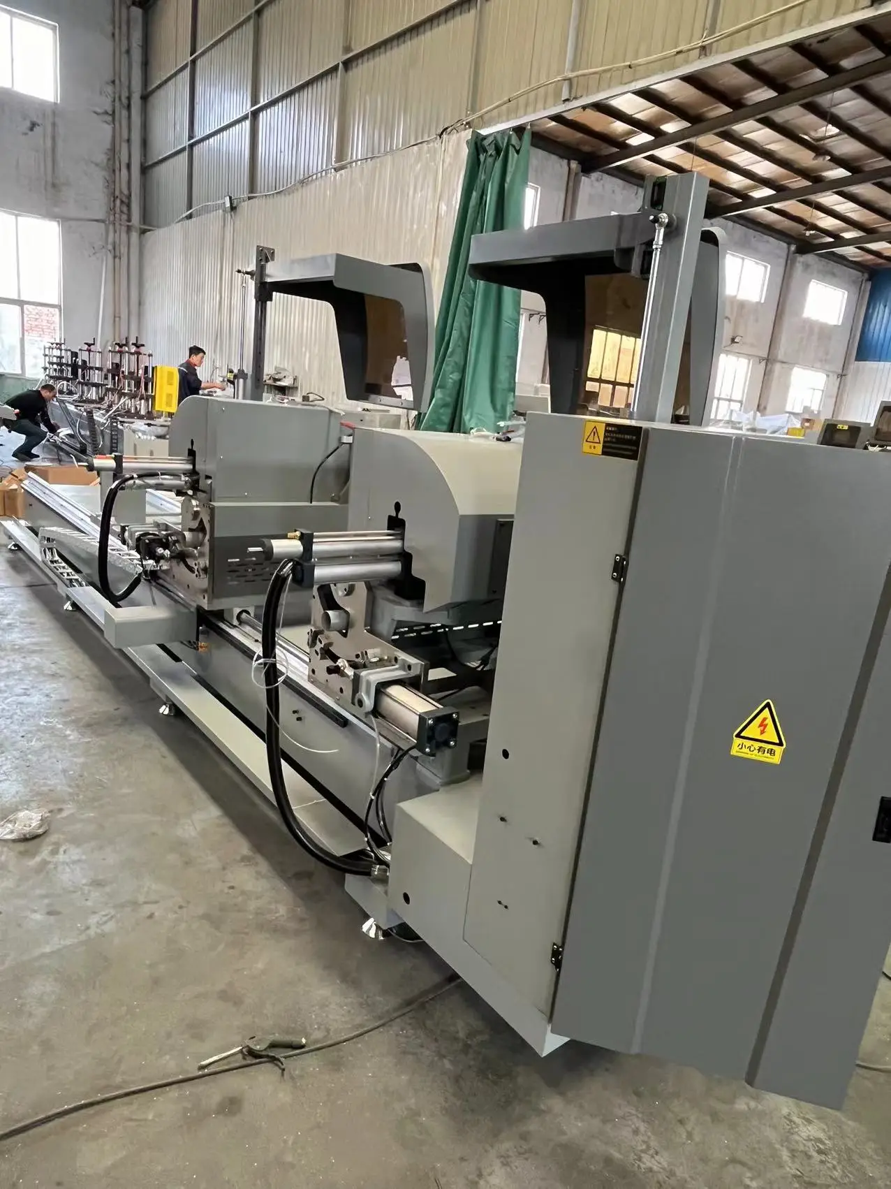 Double-Headed CNC Aluminium Windows Doors Cutting Machine New Model Mitre Saw PVC UPVC Manufacturing Plant Motor PLC Engine Used
