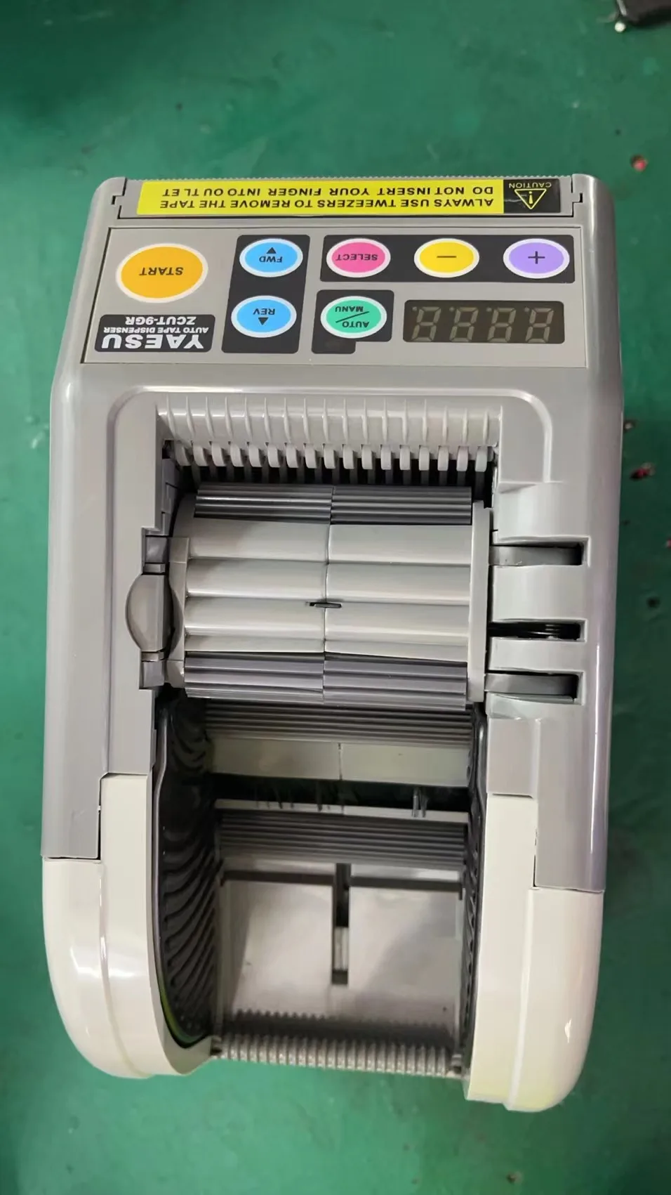 Zcut-9GR Cheap factory direct automatic tape dispenser with 6 sections circle cutting