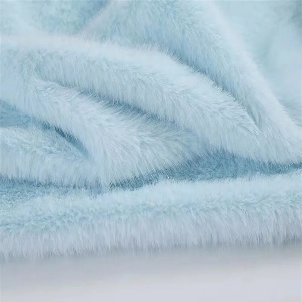 Super Soft Mink Fur Fabric Wholesale Luxury Artificial Fur for Winter Blanket Women Coat Jacket Stuffed Toy Fashion Accessory
