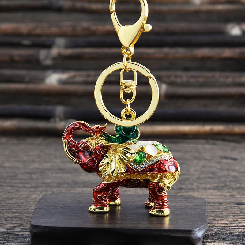 Three-Dimensional Pendant Small Gifts Wholesale Customization Cow Keychain Animal Gift Keychain Zodiac Sign Car Keychain Metal