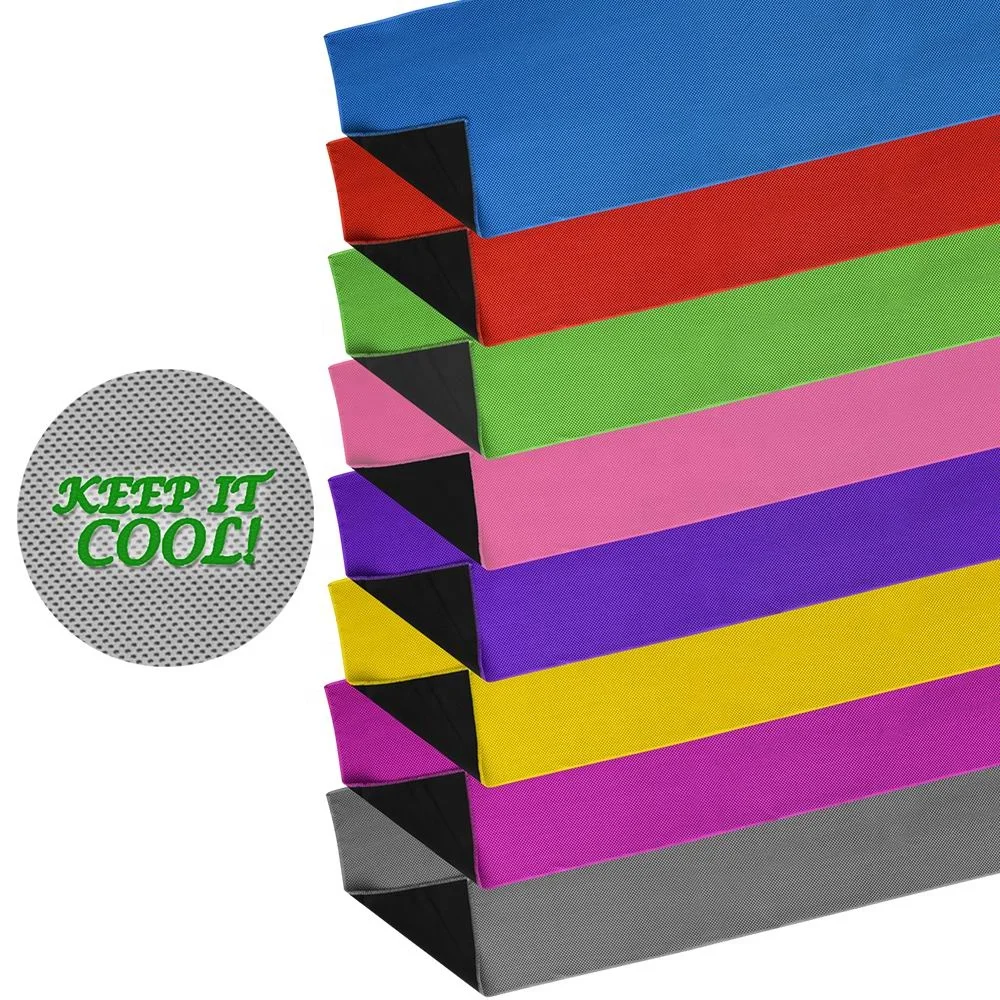 Hot Sale Deluxe For Outdoor Sporting Cooling Towel Kit Instant Cooling Towel In Hook Bottle