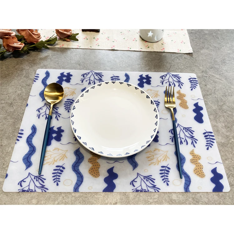 Modern style Anti Scalding Large Size 32*45cm Silicone Placement Mat&Table Mat