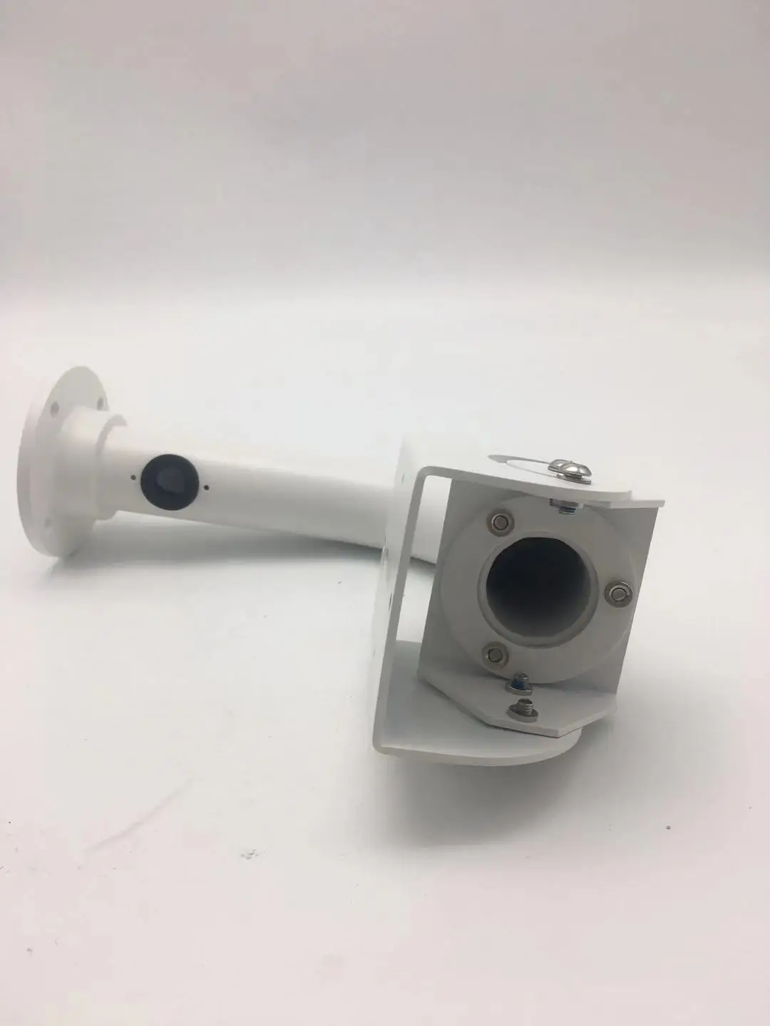 OEM Surveillance accessories metal L-shaped waterproof Wall mounting CCTV Camera Bracket