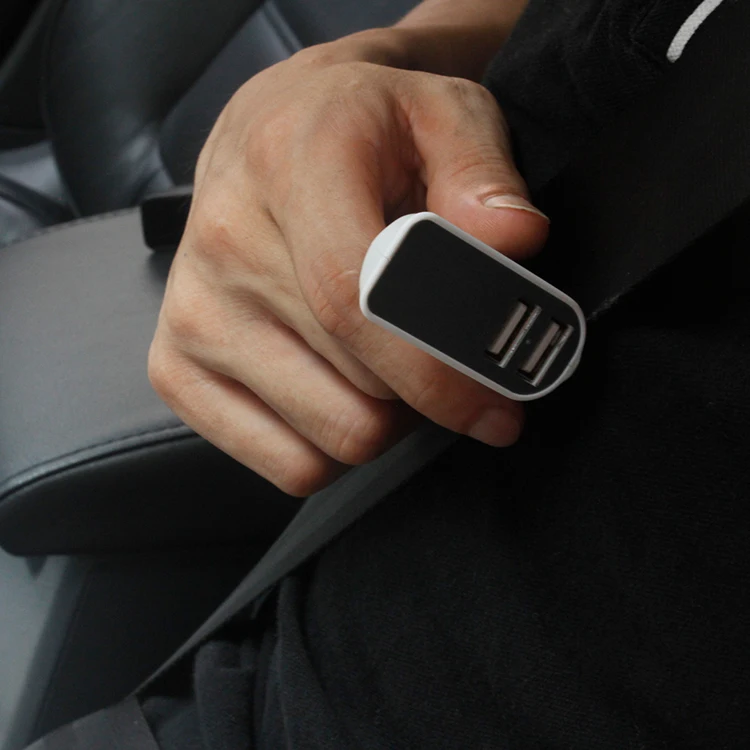  Высокое качество автомобильное зарядное устройство USB быстрая зарядка QC3.0 QC2.0 для мобильного телефона 2 порта