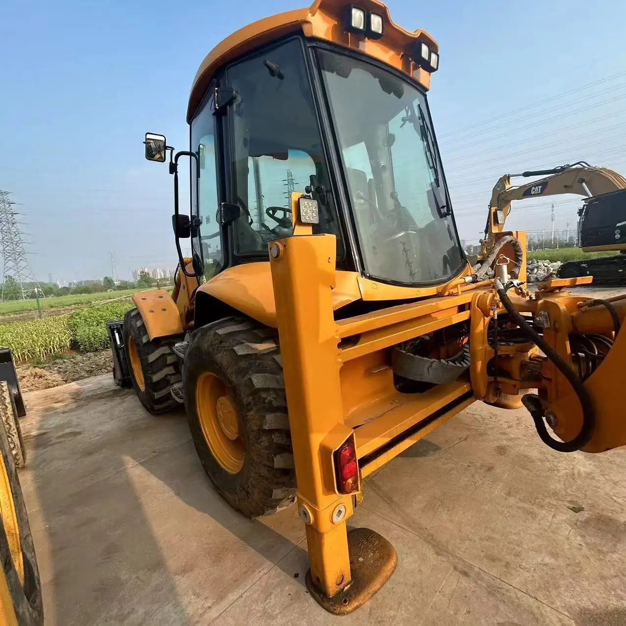 Используемый оригинальный экскаватор-погрузчик JCB 4CX по заводской цене использованная машина высокого качества для продажи