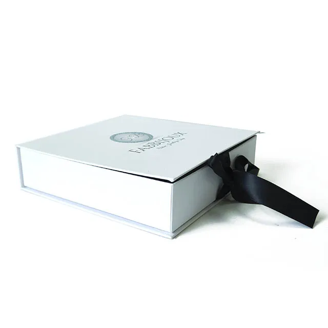 
Роскошный дизайн Рождественский чемодан Подарочная коробка картонная коробка с ручкой, упаковочная коробка с лентой, коробка подарочная упаковка возможность индивидуальных заказов небольшой минимальный объем заказа 