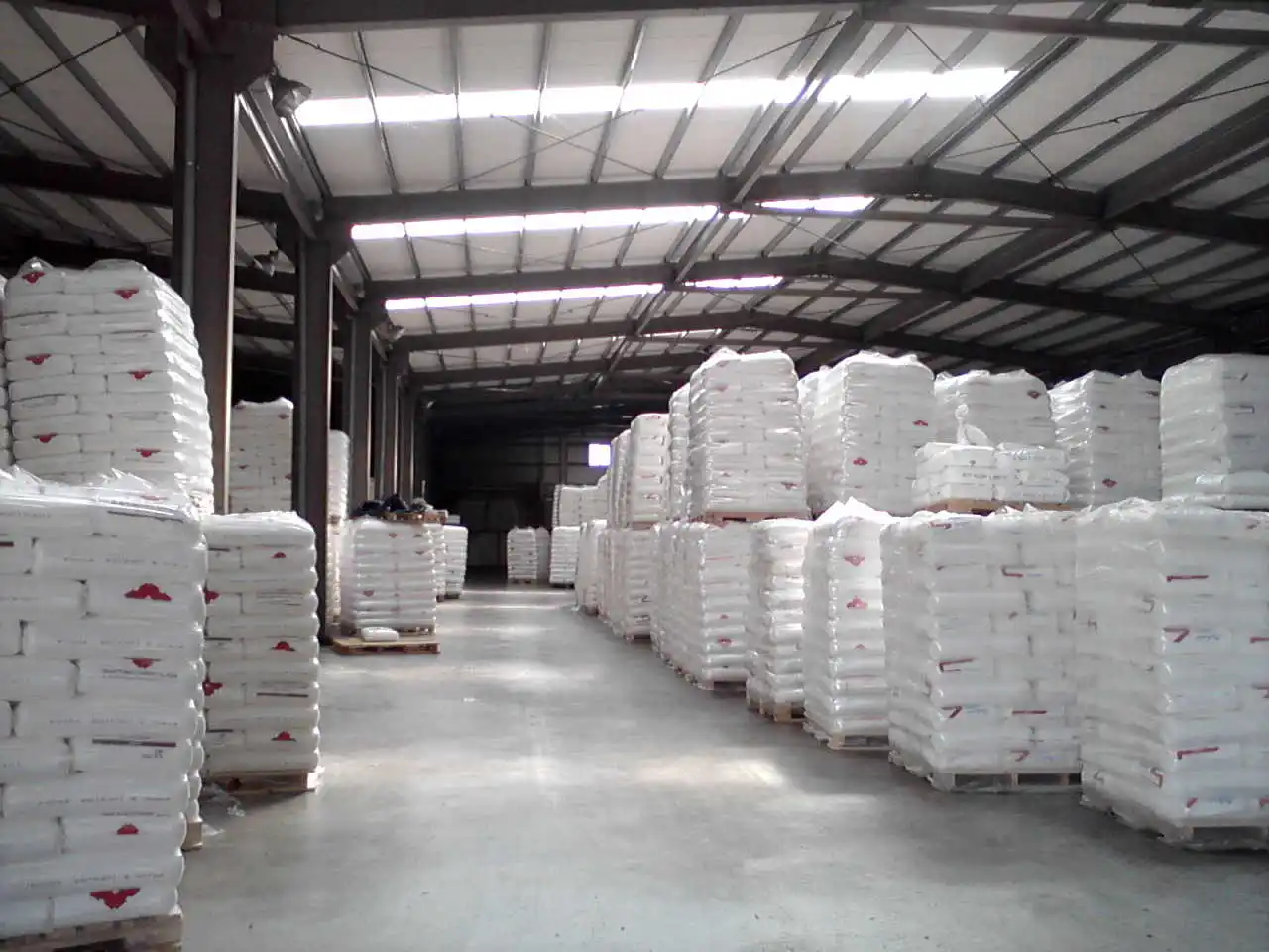 Оптовая продажа бестселлер гранулы из полиэтилена LDPE литье под давлением для премиальных канцелярских товаров медицинская пленка пищевых продуктов 219NJ
