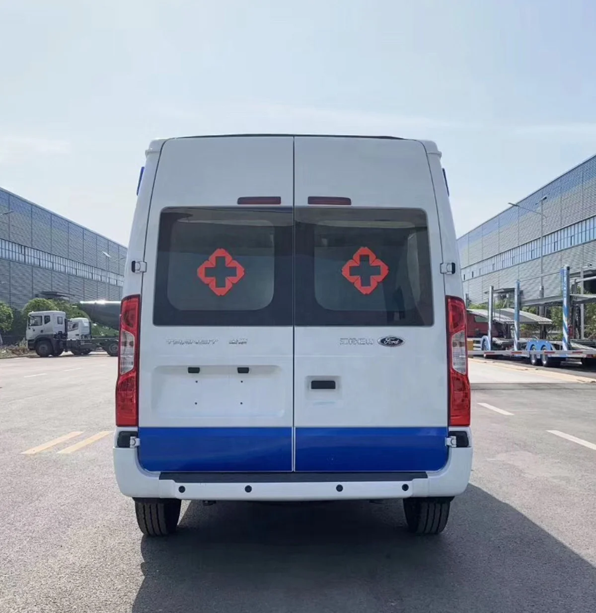 Форд 3-8 шагов, Продажа дизельных машин скорой помощи средней кровли с длинной осью