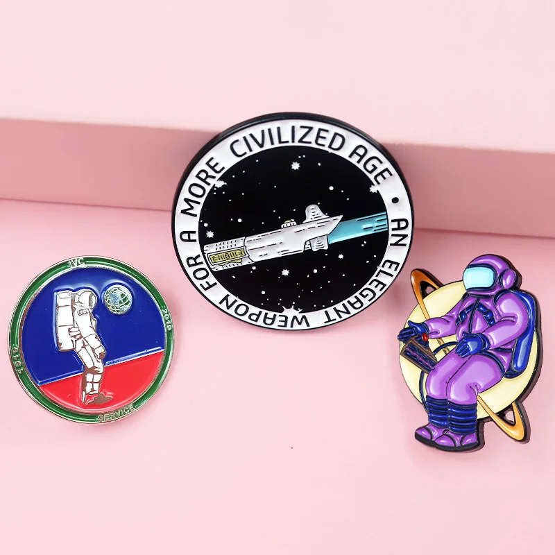 Wholesale planet astronaut soft enamel pins custom cosmonaut spaceman brooches lapel pin badges
