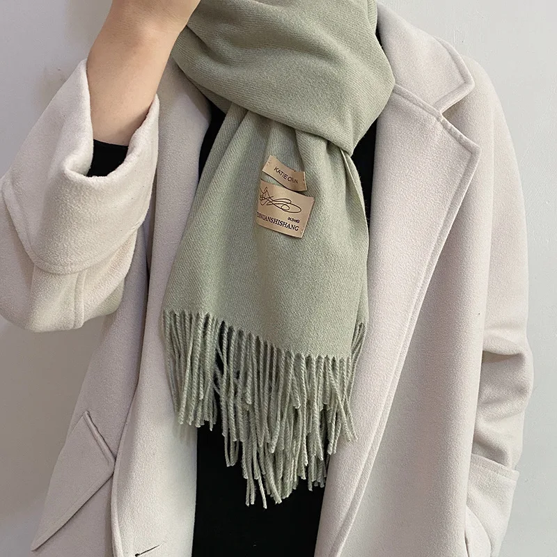 2021 Autumn/winter new scarf for female students Solid color versatile tassel cape for lovers scarf for men
