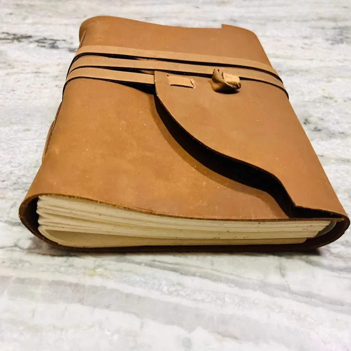 Кожаный дневник и ручной работы в винтажном стиле с краями бумаги индивидуального цвета размеров для повседневного использования по низкой цене