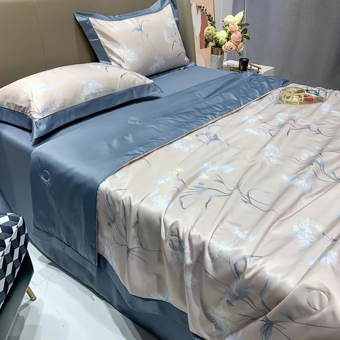 Microfiber Polyester Cooling Fiber Quilt Print Washed Silk Quilt Twin Size Silk Like Cooling Summer Quilt