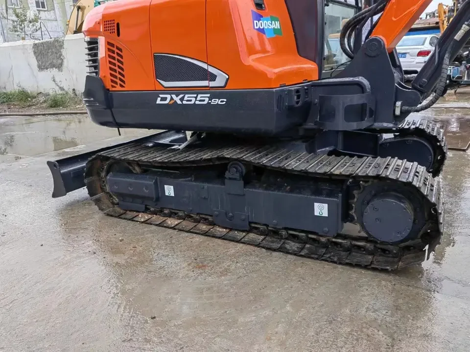 Used Doosan DX55-9C Mini Crawler Excavator Excellent Working Performance 5 Ton Operating Weight Featuring Core Engine Pump Motor