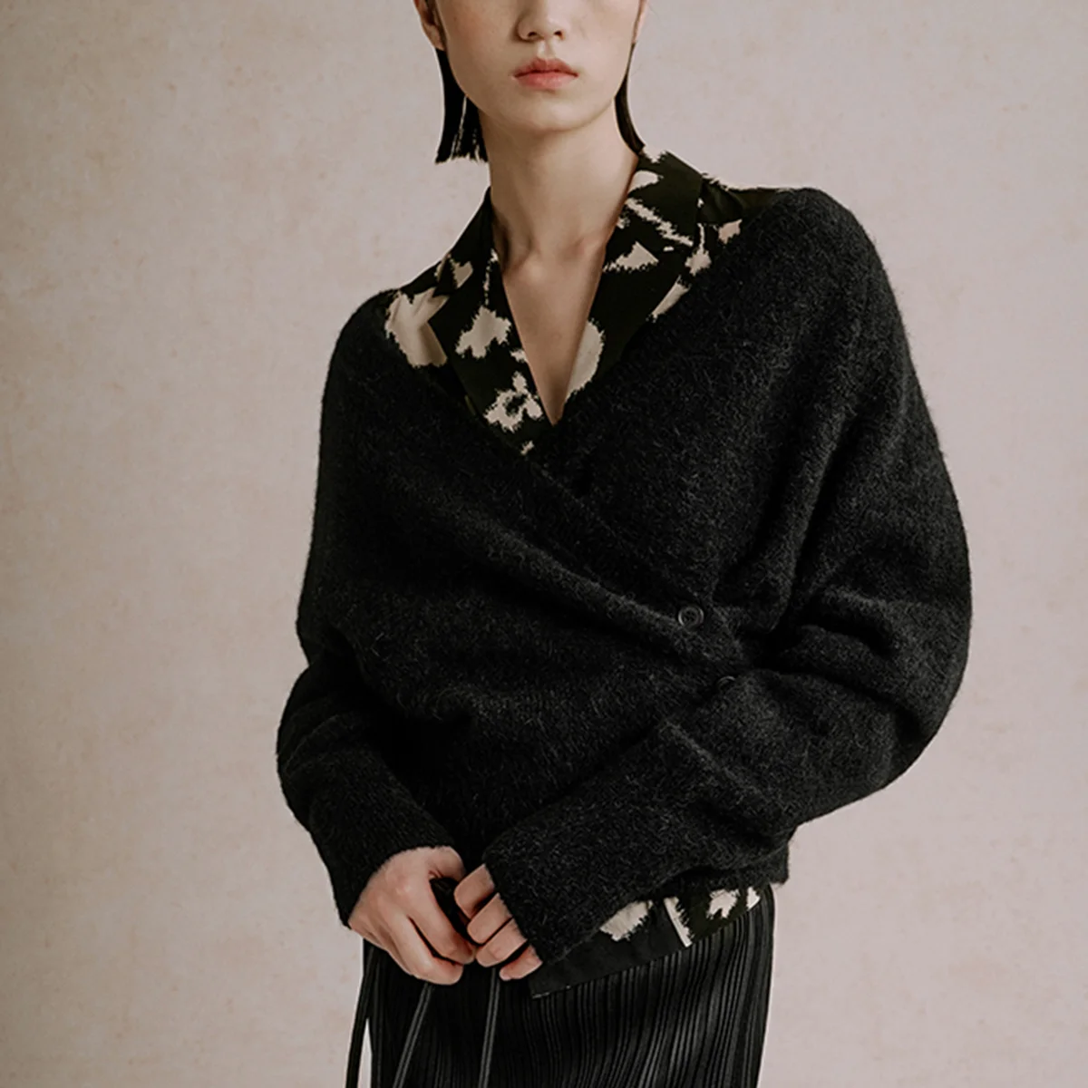 Guoou Wool Knitted Sweater Long Sleeve Crop Top Mohair Knitted Pullover Mohair Sweater