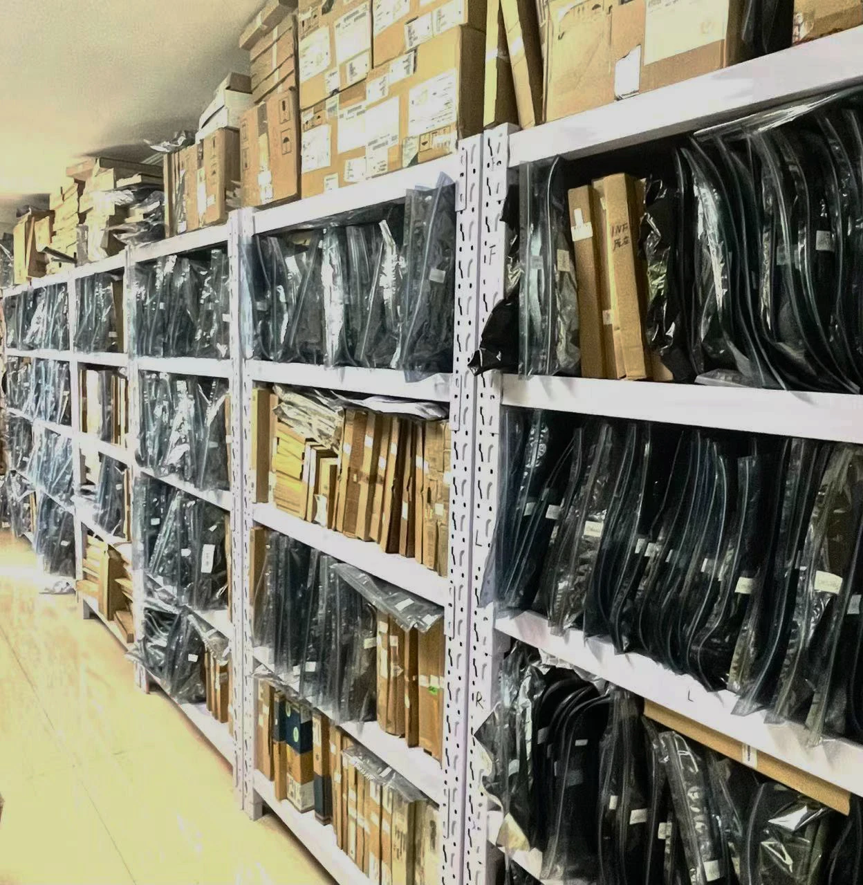 ATMEGA328P-PU 8-bit microcontroller AVR 32K flash memory inline DIP28 SOP28 brand new original chip