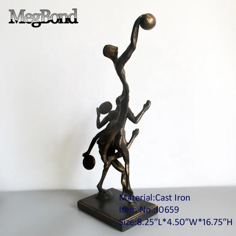 Antique bronze Cast iron sportman player statue for home creative decoration, basketball player figurine for table top decor