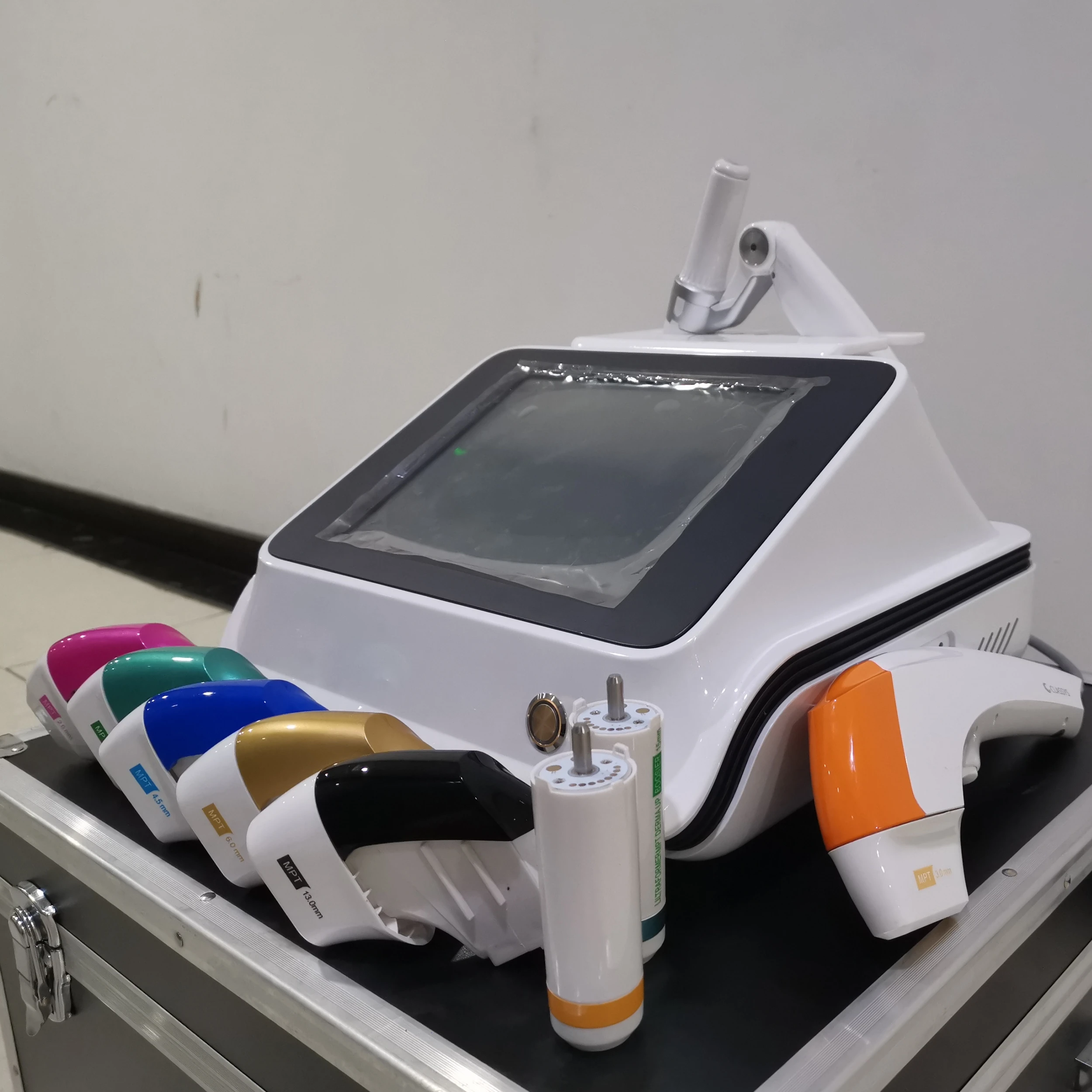 2024 Newest Facial Lifting Device RF Facial Lifting and Rejuvenation Device New Technology Desktop Unique Products for Daily Use