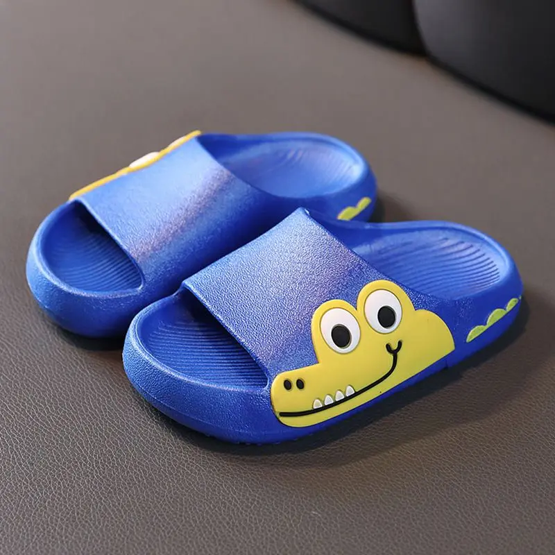 New Summer  Toddler Soft EVA Cute Cartoon Design Outdoor Slippers  Light-weight Boys Flat Slippers