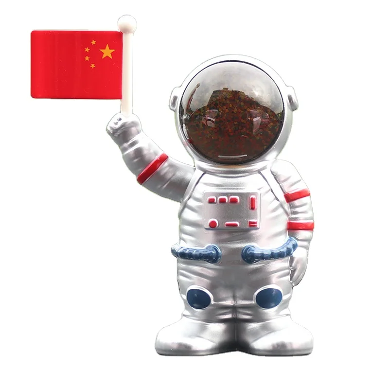 Linda Solar powered car mounted astronaut ornament swinging car accessories creative astronaut interior decoration