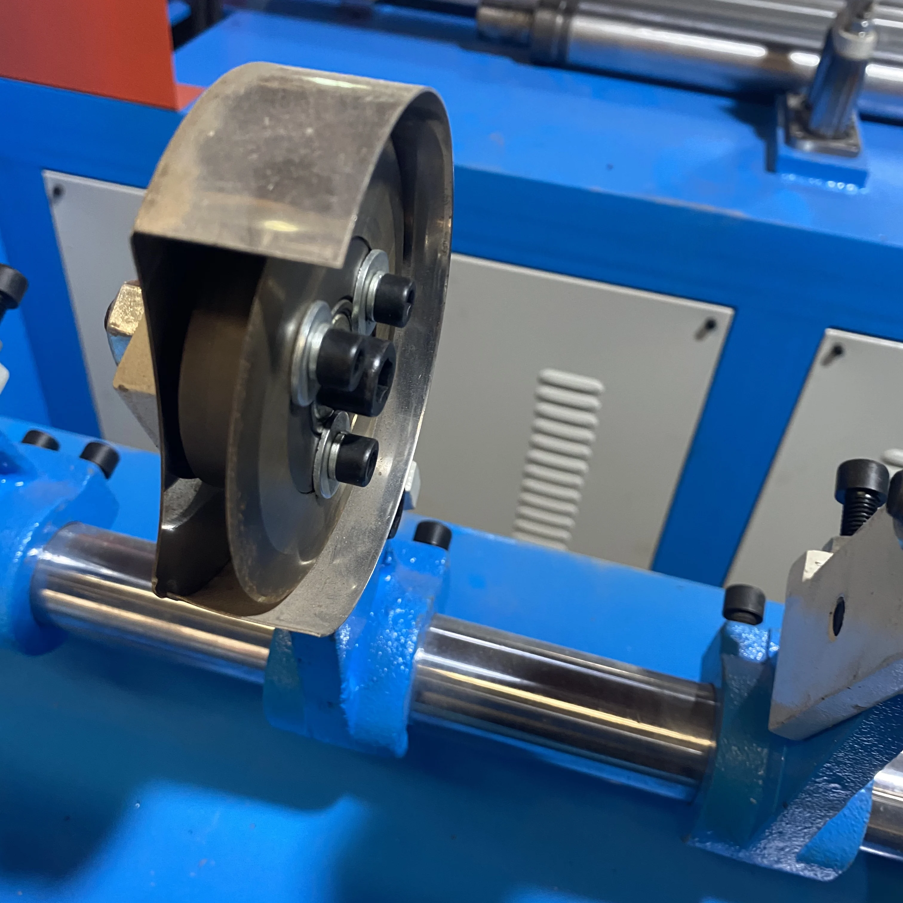 Semi Automatic Paper Core Cutter Machine Kraft Paper Core Cutting Slitting Machine