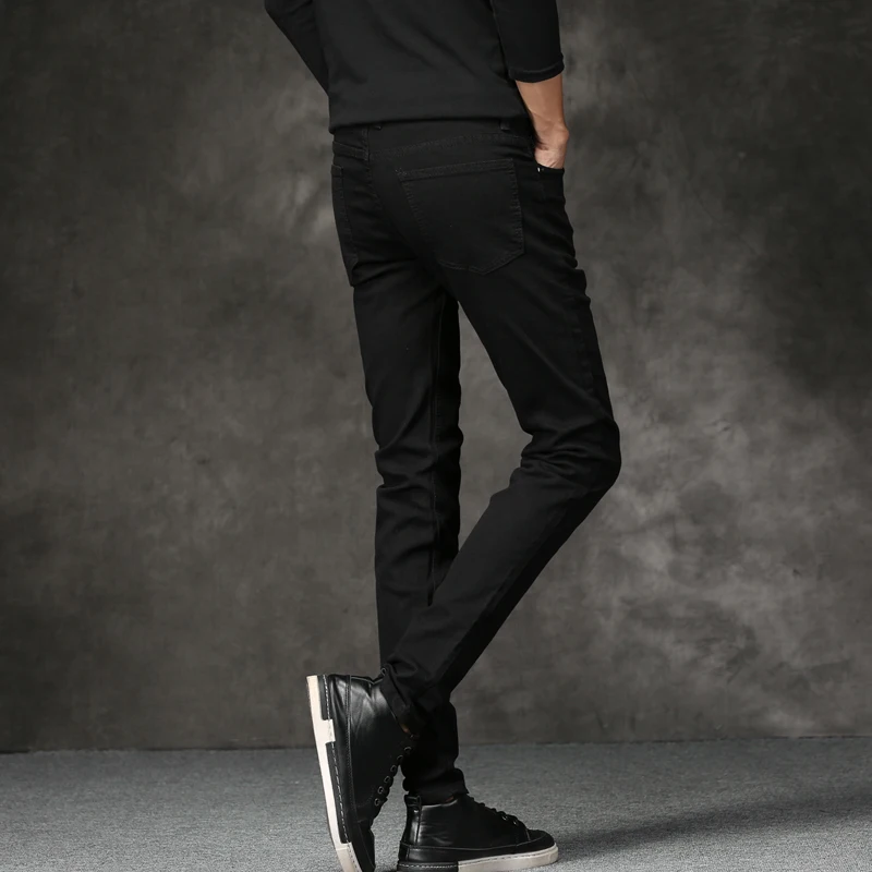 
In stock High Quality Wholesale Black Casual Men Denim Tight Jeans Straight Cut for Men 