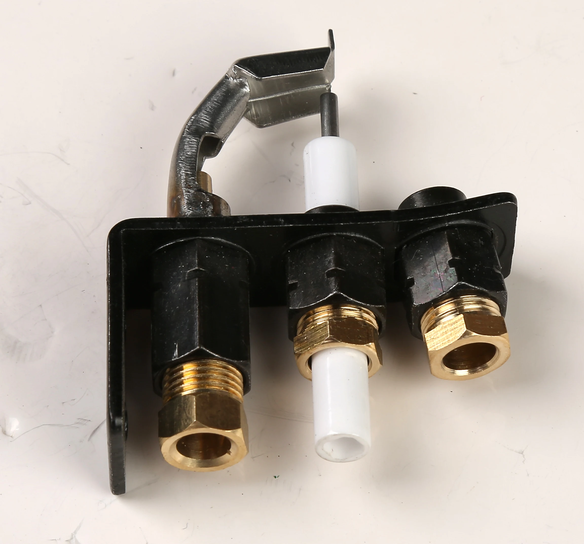 Gas stove ignition needle lighter
