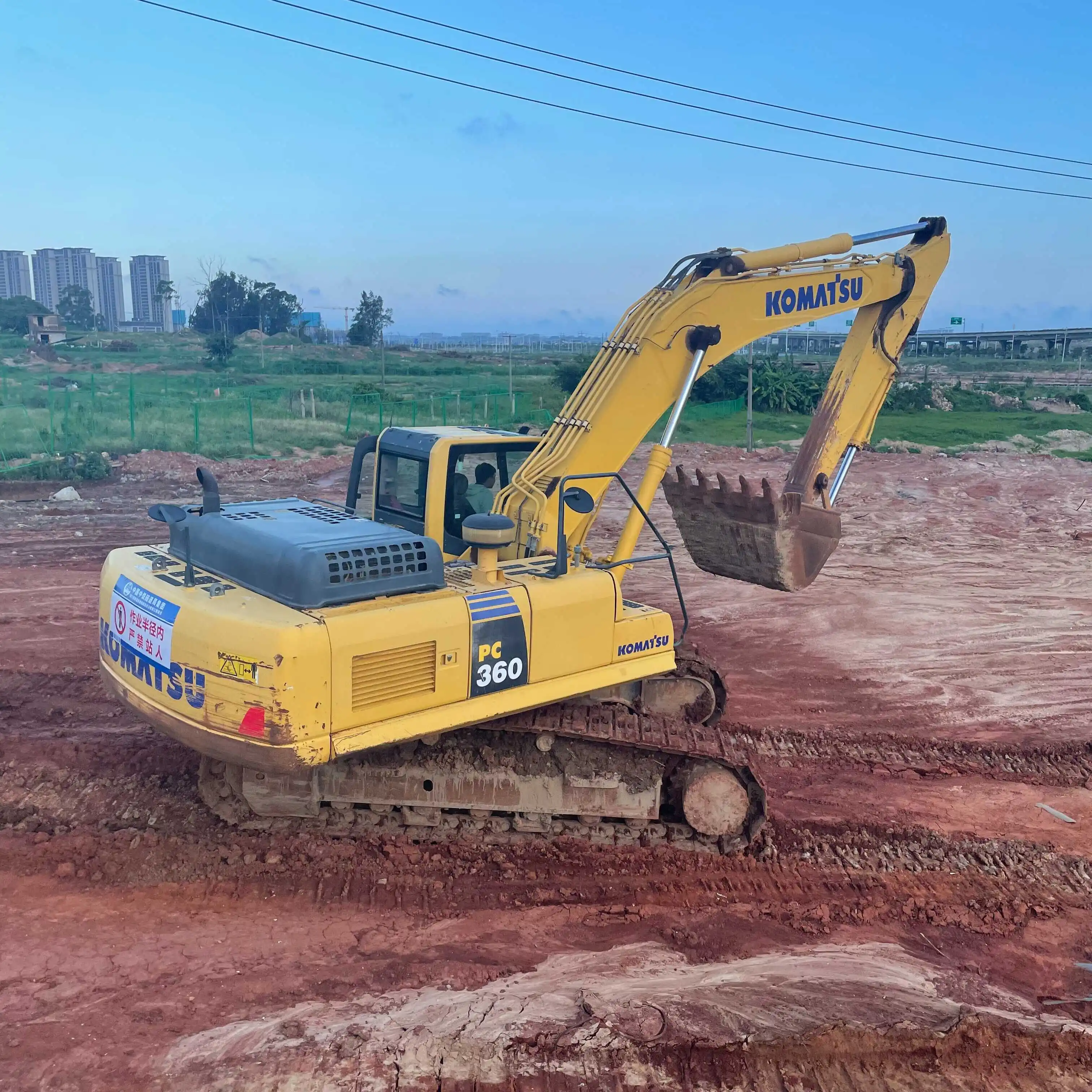 Новое поступление подержанный гусеничный экскаватор 33 т Япония Komatsu 360-8 высокая мощность отличное качество прочность низкая цена хорошо продается