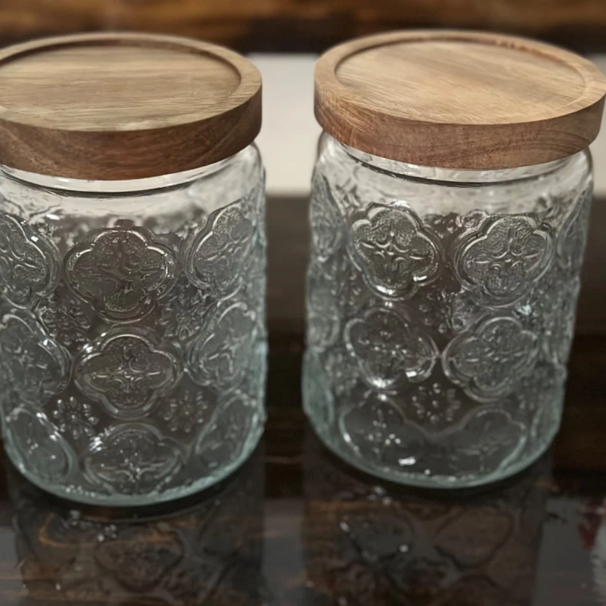 Vintage Glass Airtight Storage Jar With Airtight Wood Lid Kitchen Food Containers for Candy, Coffee Tea Beans