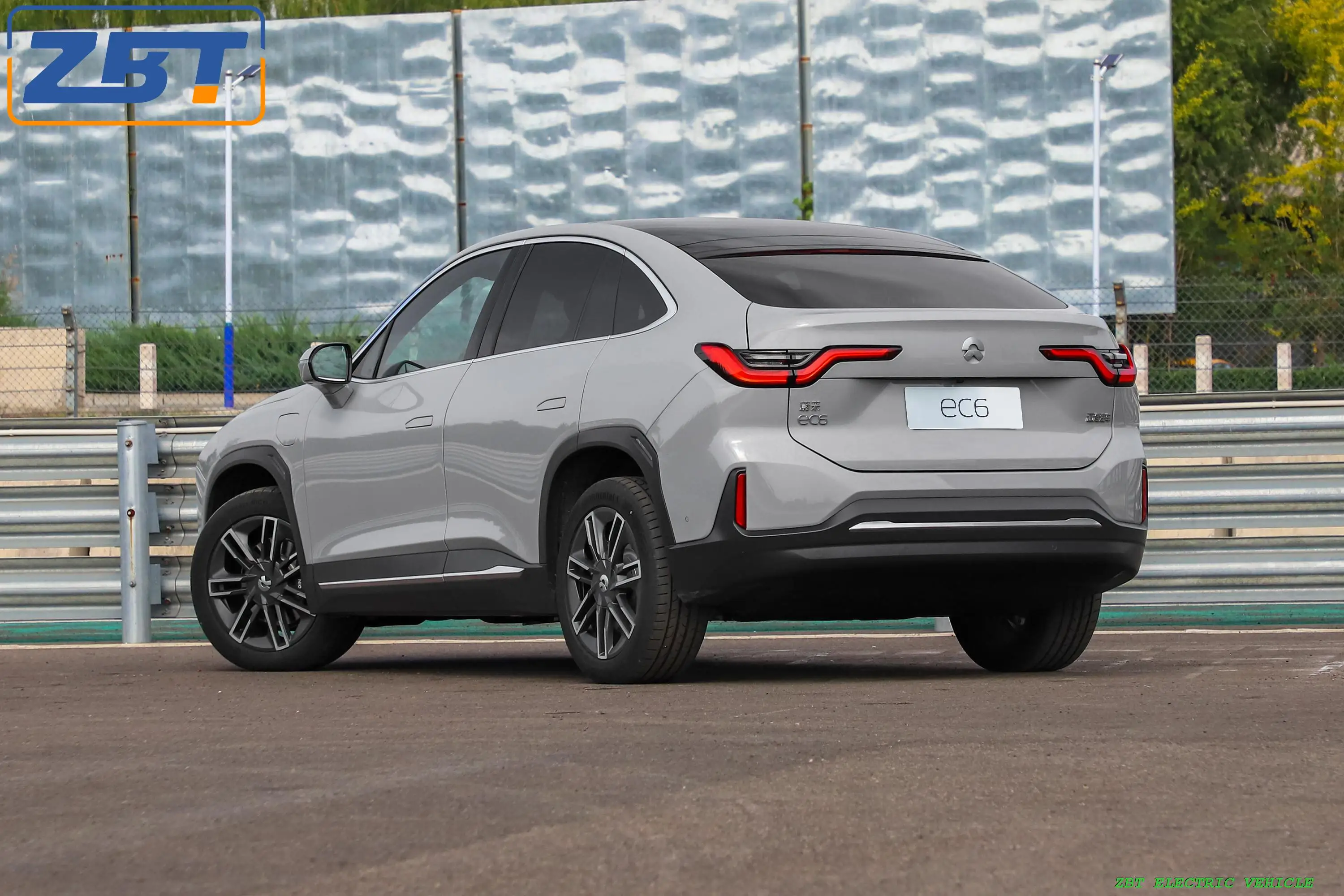 Passenger automotive NIO EC6 Green ev new Energy Vehicle smart electric car 4x4 4WD medium suv with aviation cockpit