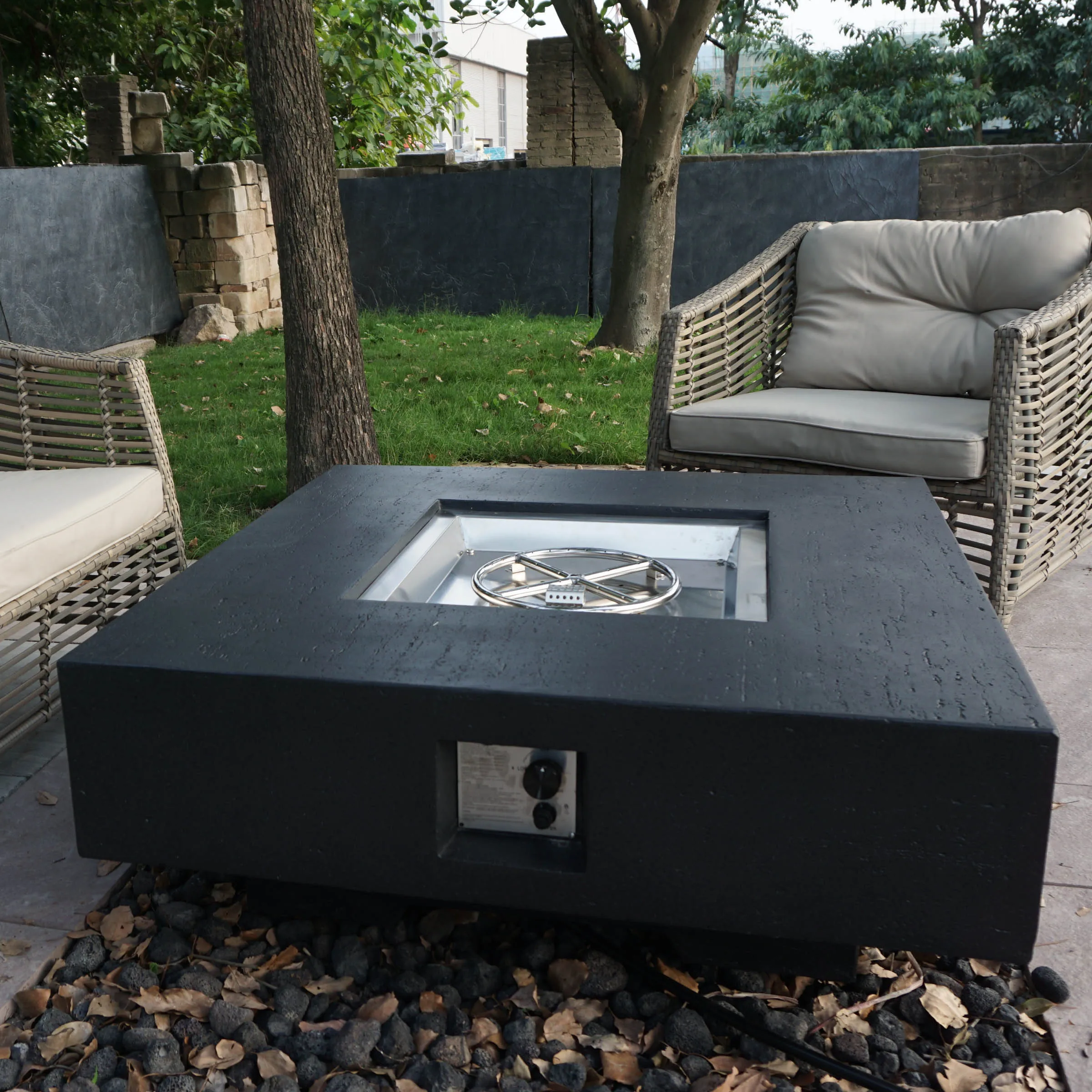 Fiberglass Concrete Fireplace Stove for Backyard Use Natural Gas Propane Fire Pits