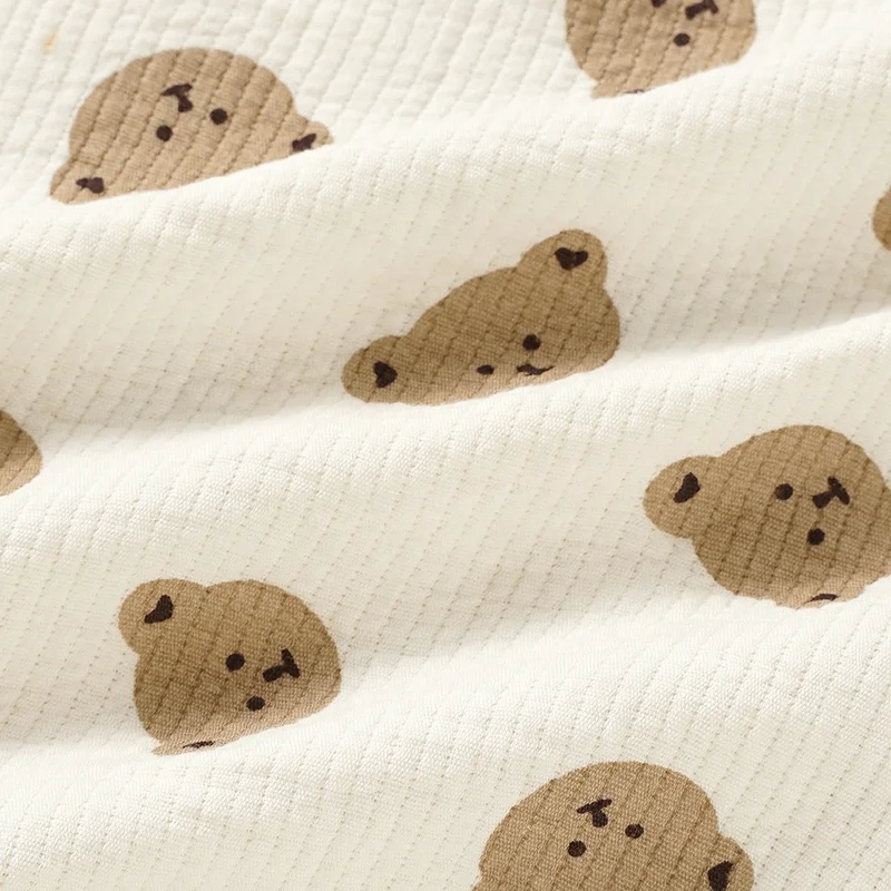 Fine Quilting 3 Layers Muslin Bear Printed Cotton Hooded Baby Bathrobe Towel