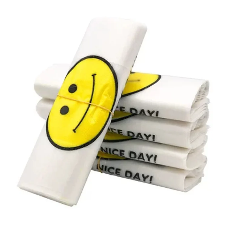 Лидер продаж 2021, прозрачный полиэтиленовый пакет для покупок, сумка для переноски футболок, жилетов, индивидуальные пластиковые пакеты с улыбающимся лицом для упаковки