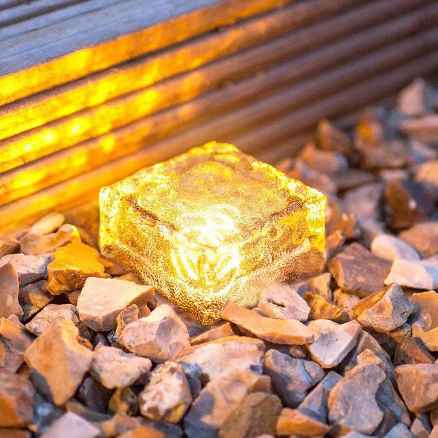 High Quality IP65 Garden Lawn Solar LED Lamp Ice Cube Shape Waterproof for Outdoor Use