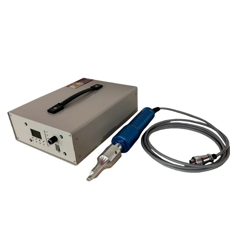 Factory Hot Sale Good Quality Adjustable Power Intelligent Handheld Ultrasonic Welding Machine Welding Plastics