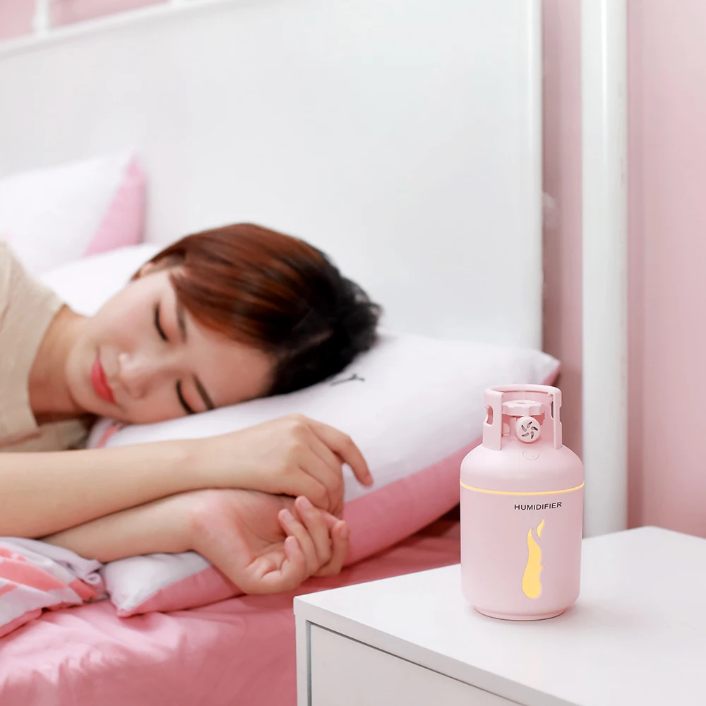 The Newest Gas Cylinder Cute Diffuser Gas Holder LED Air Humidifier for Work Car Essential Oil Diffuser 2022