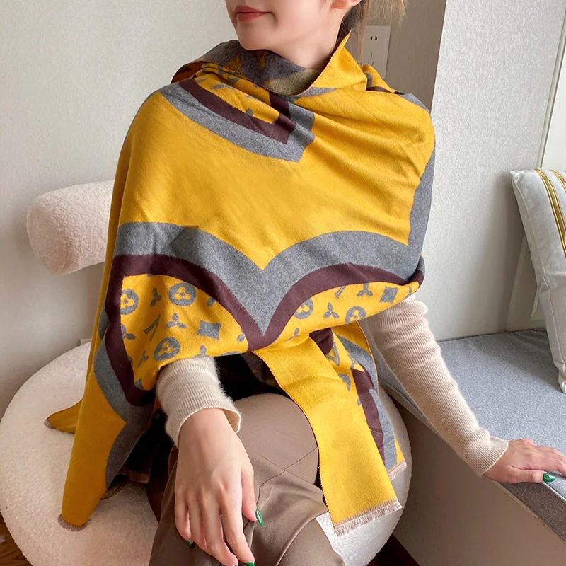 Wholesale Fashion Heavy Winter Autumn Scarfs Super Soft High Quality Alpaca Blankets Woolen Extra Large Scarf