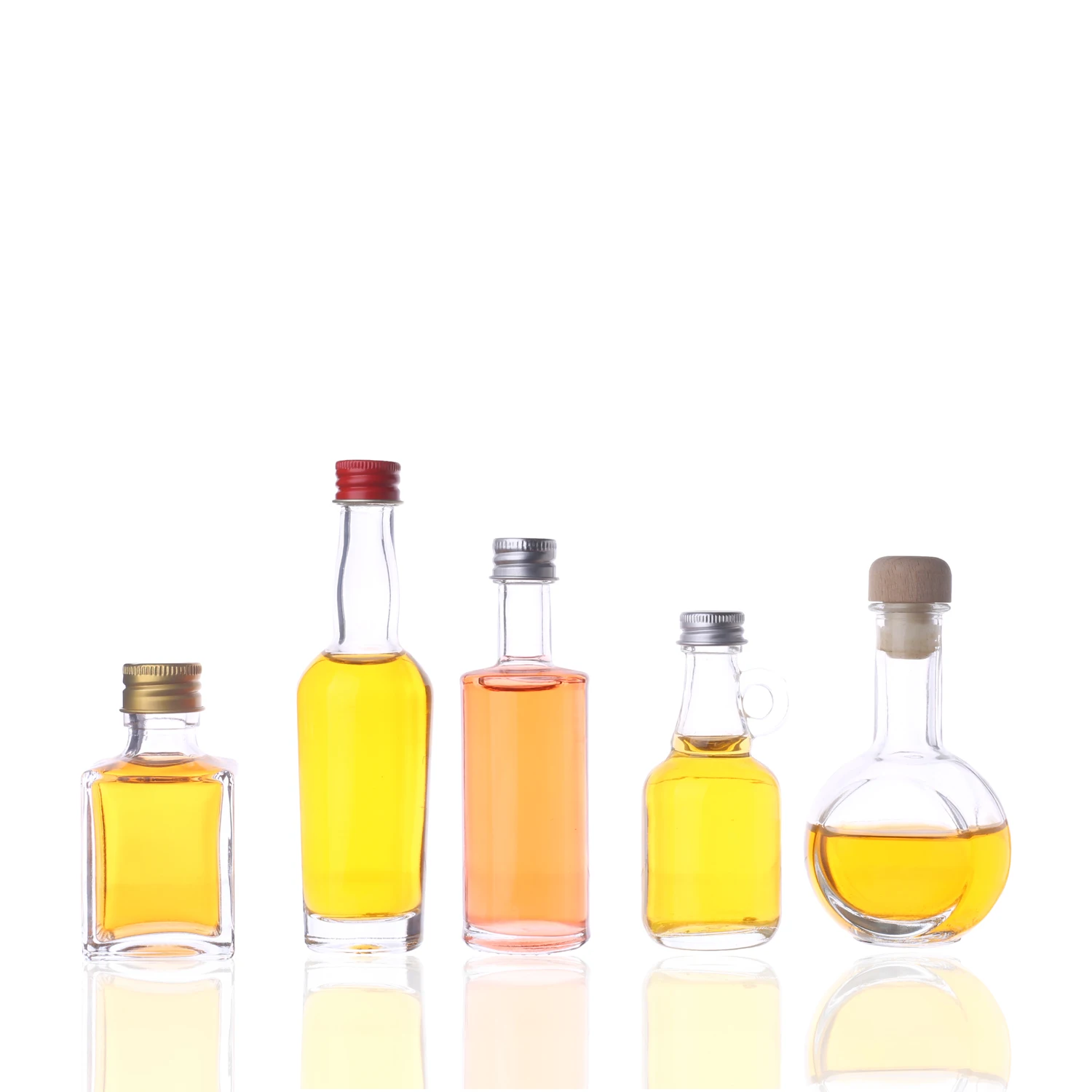 Various Style Custom Popular Hot Sale 50ml Empty Round Square Portable Liquor Tequila Whiskey Brandy Glass Bottle With Screw Cap