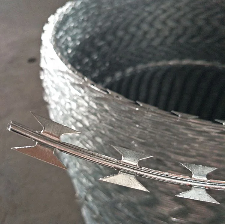 Bto 22 Galvanized Concertina Barbed Security Wire for Military Stainless Steel Hot Dipped Razor Barbed Wire Price For Sale