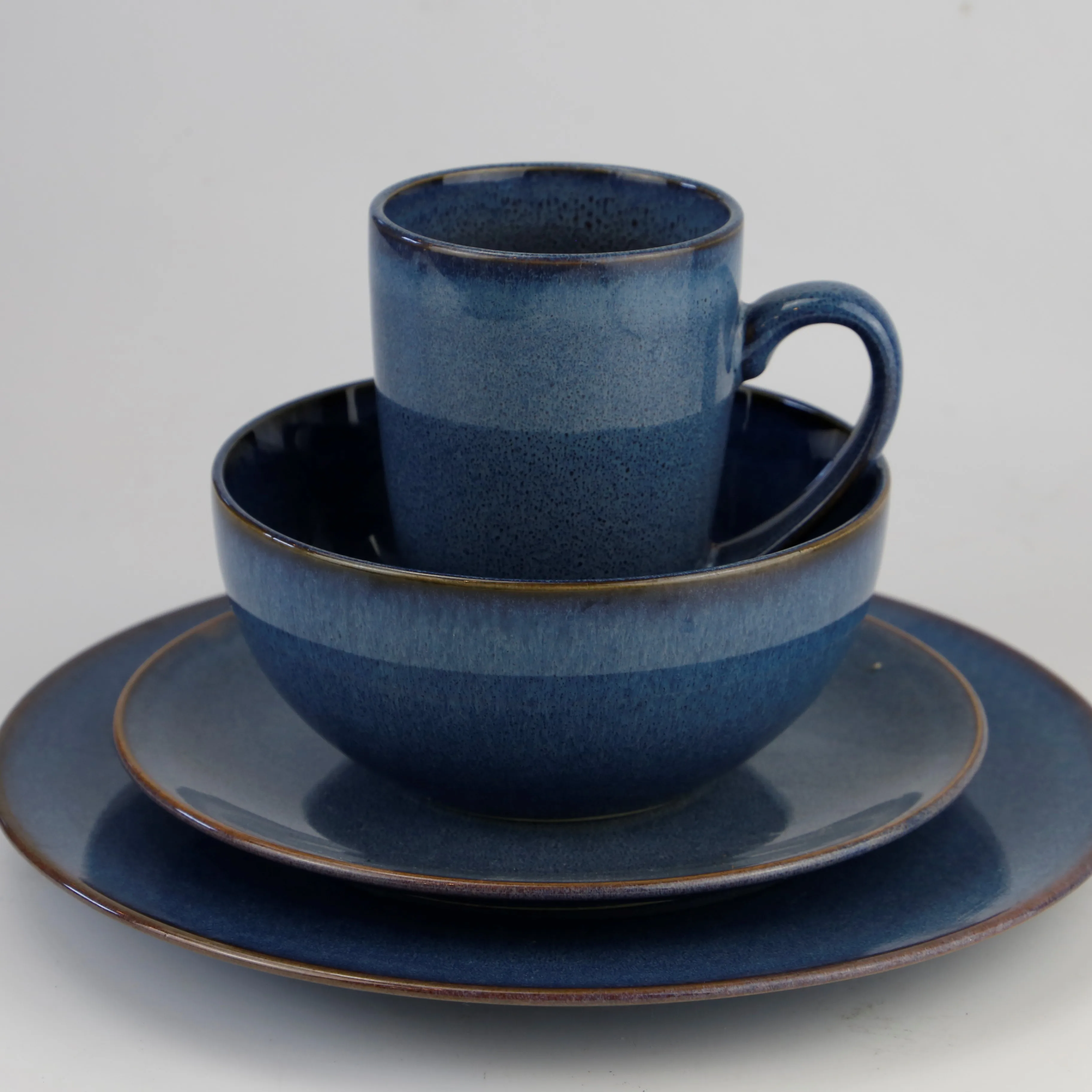 Nordic Style Luxury 16 Pcs Reactive Glaze Ceramic Dinnerware Set Stoneware
