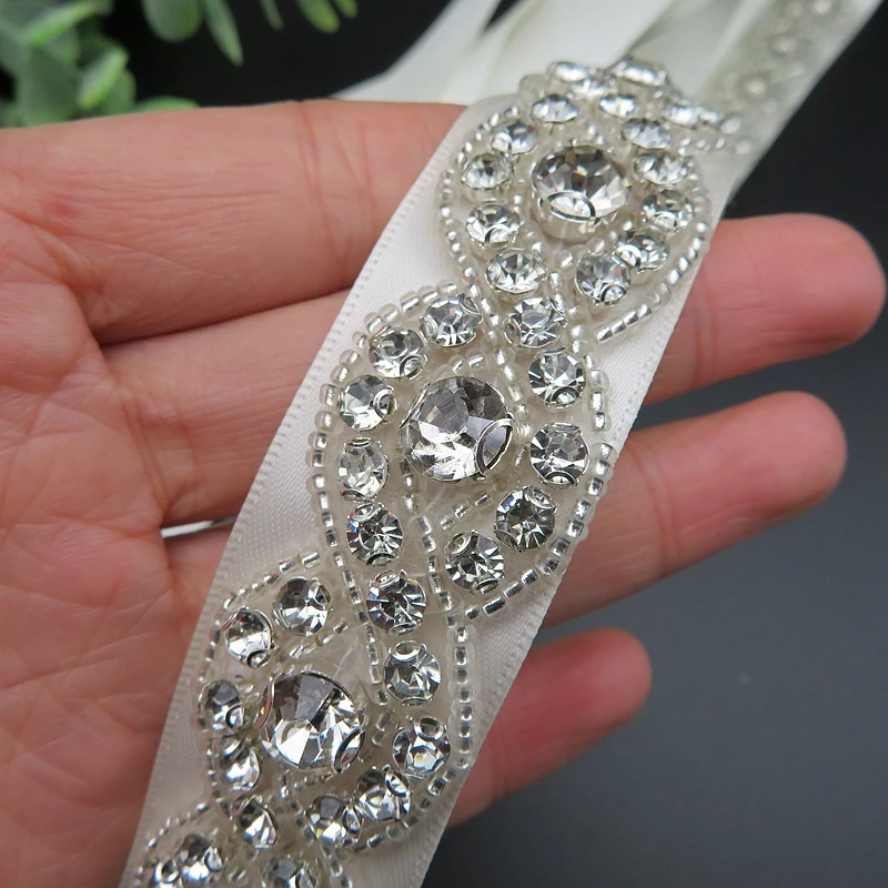 
Wholesale Vintage Bridal Crystal Bead Decorative Rhinestone Applique Fancy Wedding Dress Sash Belt 
