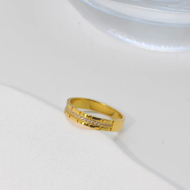 Manufacturer Custom Jewelry Never Fade Wedding Rings Gold 18k Relieving Rings Anxiety Stainless Steel  Ring For Women Men