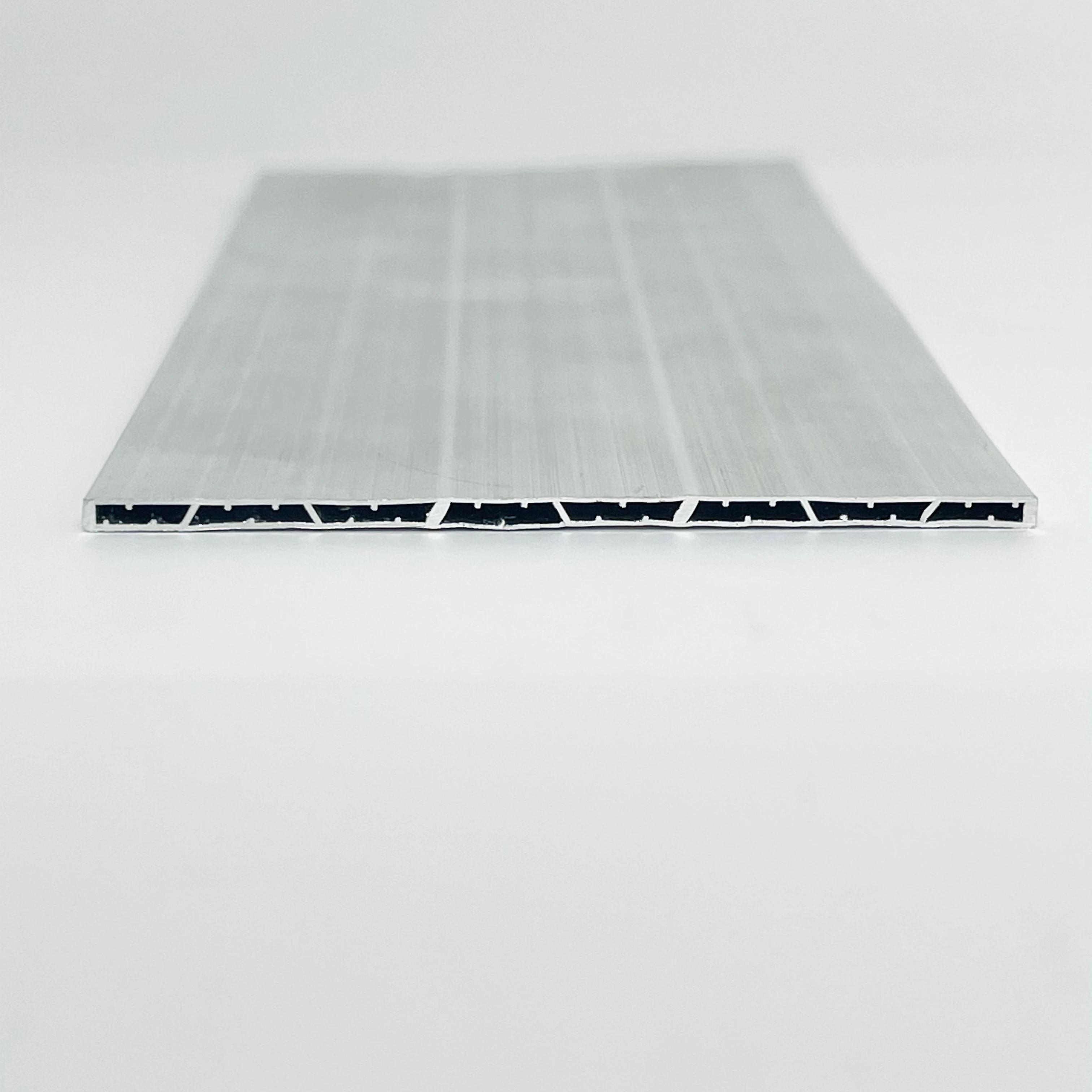 Focus on high-end aluminum profiles custom parallel flow flat aluminum tube