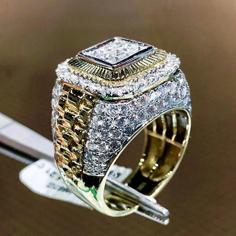 Huitan 18K Gold Plated Alloy Luxury Rings Full Crystal Zircon Wedding Iced Out Men Women Diamond Ring