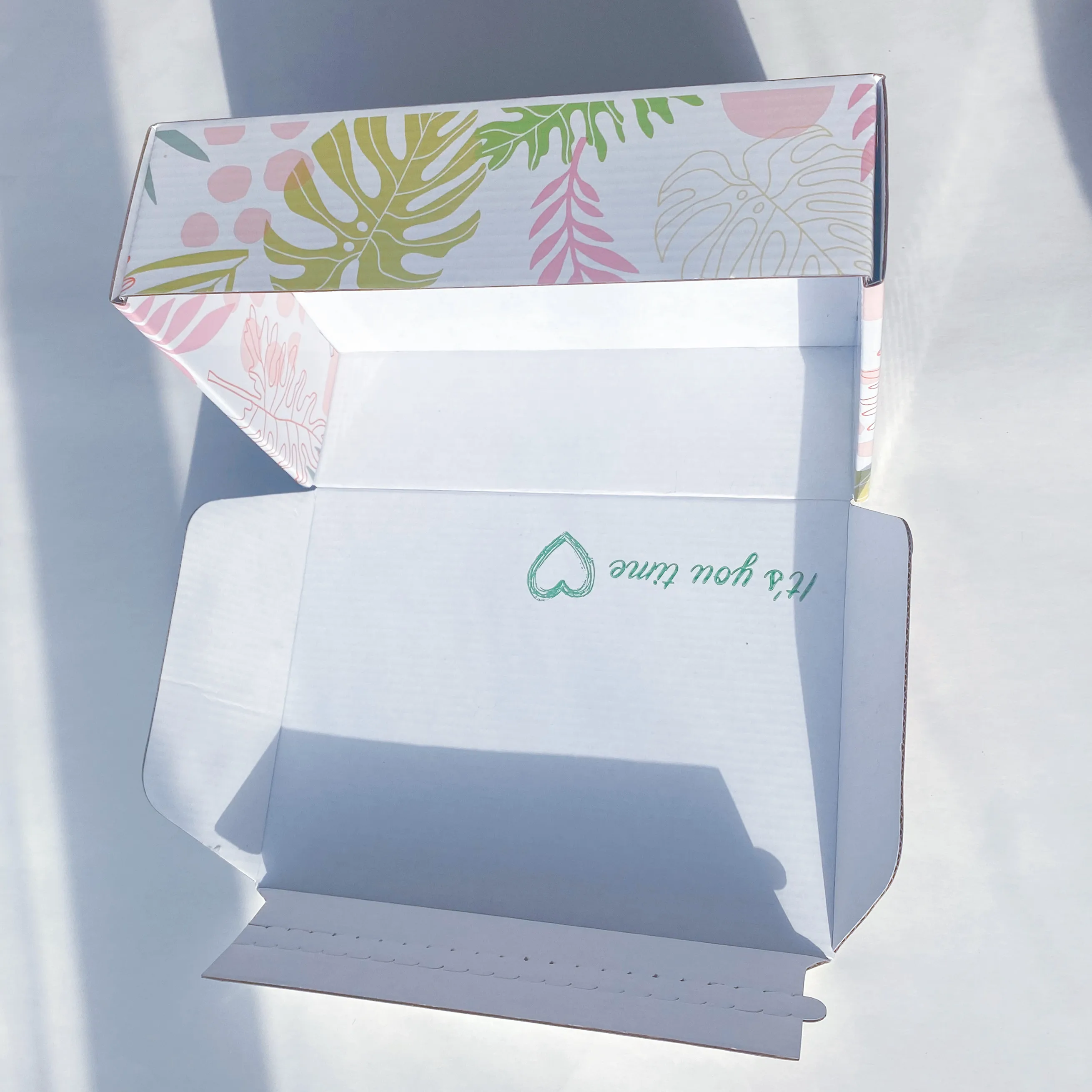  Тайна Роскошная Упаковка Бумажные почтовые коробки экологичная на заказ почтовая коробка