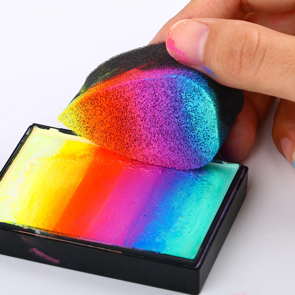 Wholesale Cheap Black Color Makeup Sponge Face Paint Beauty Cosmetic Puff Blending Paint Foam Sponge