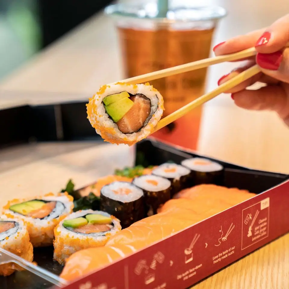 Eco-friendly Biodegradable Custom Paper Sleeve Disposable Tableware Bamboo Chopsticks